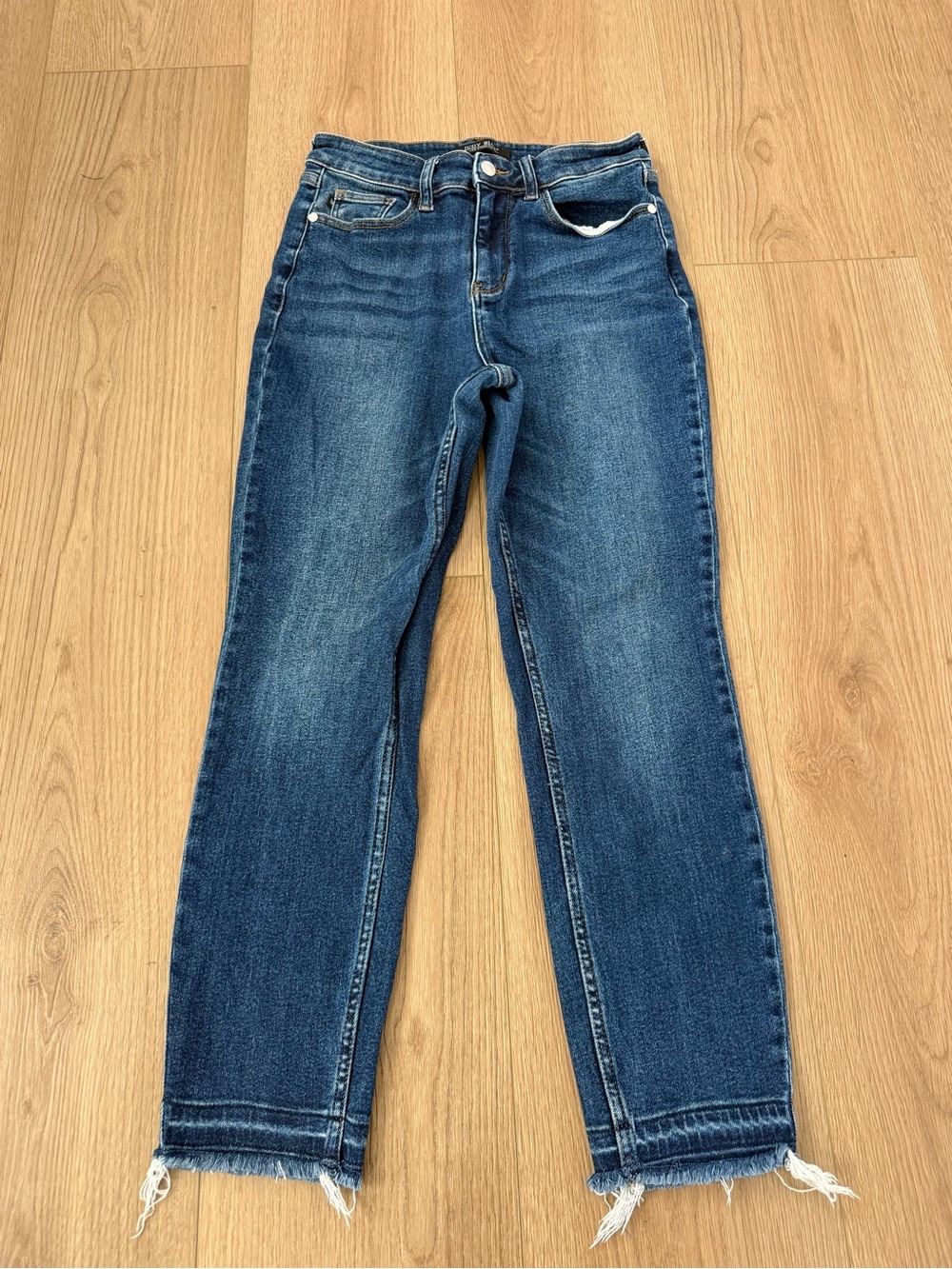 Judy Blue High Rise Released Fringe Hem Slim Fit Jeans Size 7/28 JB88704